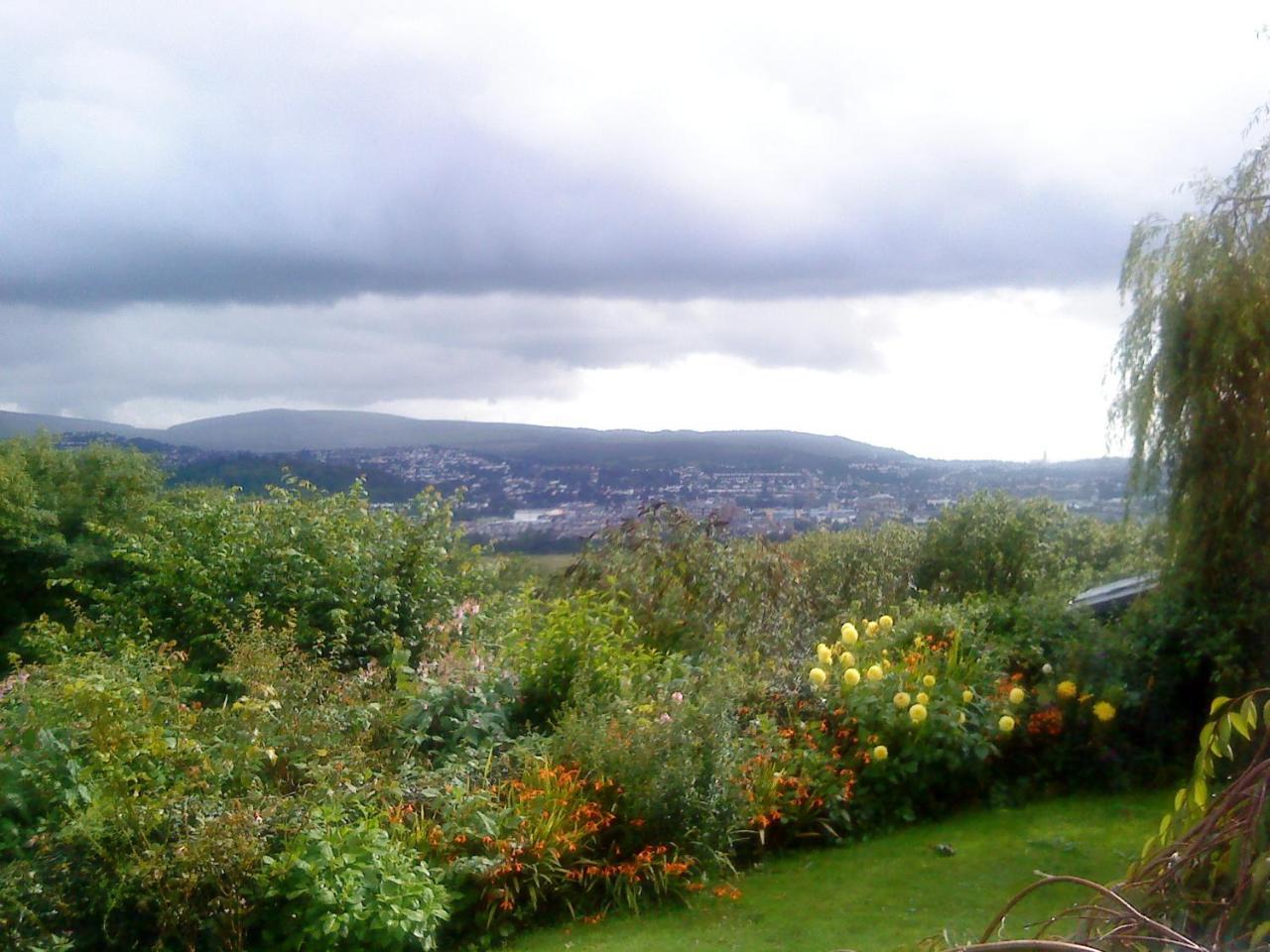 Cwmbach Guest House Neath Eksteriør bilde